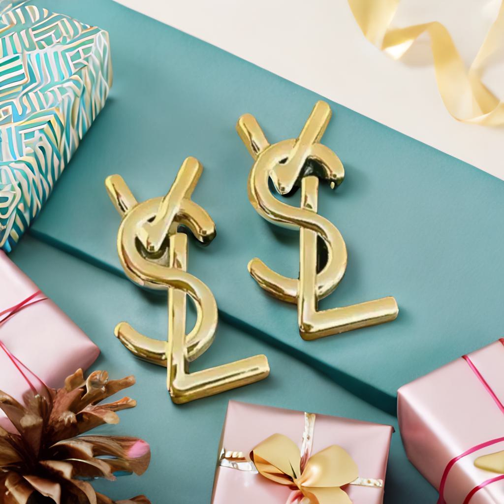All yours earrings