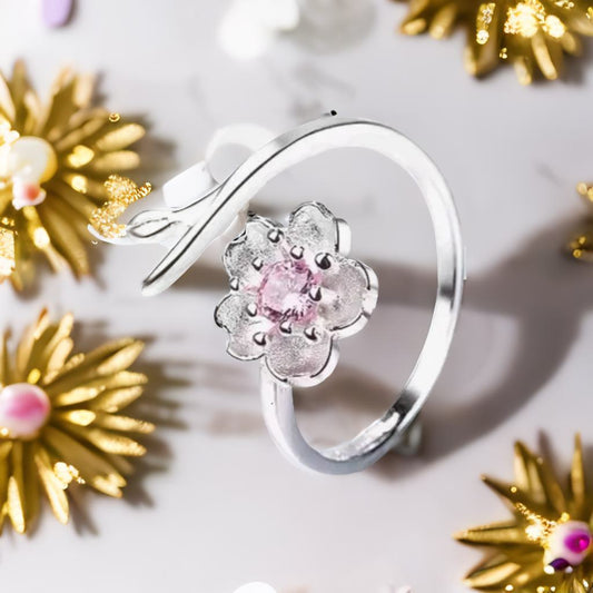 The MiMi Silver flower ring